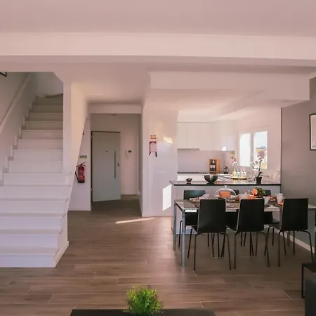 Marlin House Ii Дом отдыха *