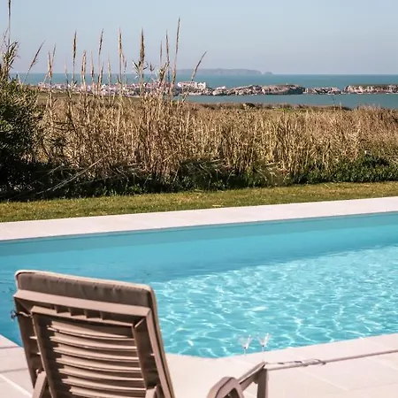 Semesterbostad Marlin House Ii *