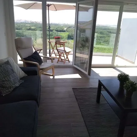 Semesterbostad Marlin House Ii Ferrel (Leiria)