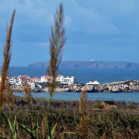 Marlin House Ii Дом отдыха *